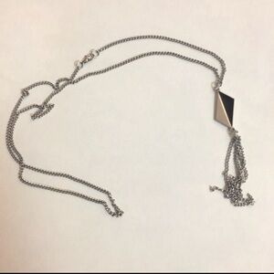 Long chain black and white pendant necklace